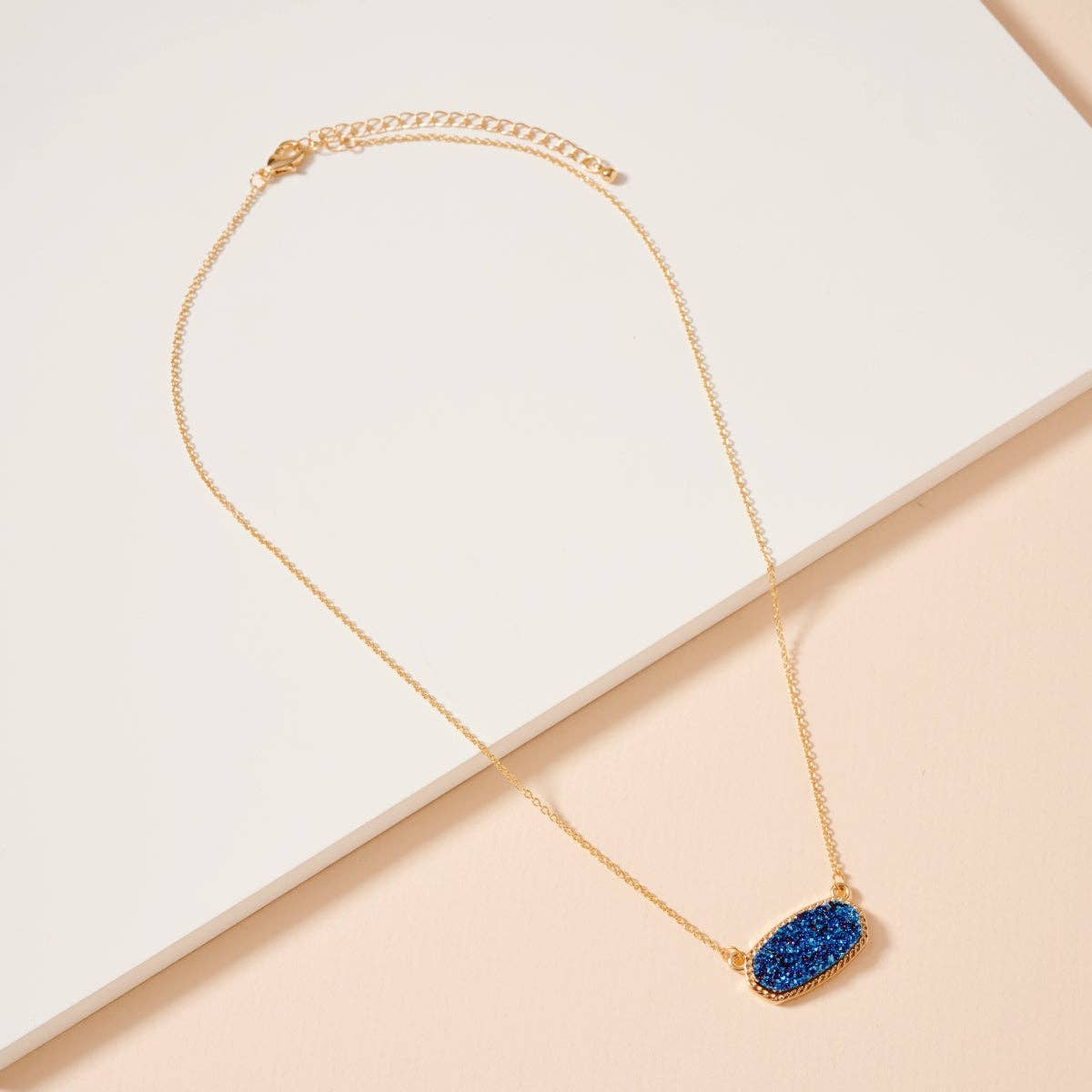 Druzy Stone Charm Short Necklace