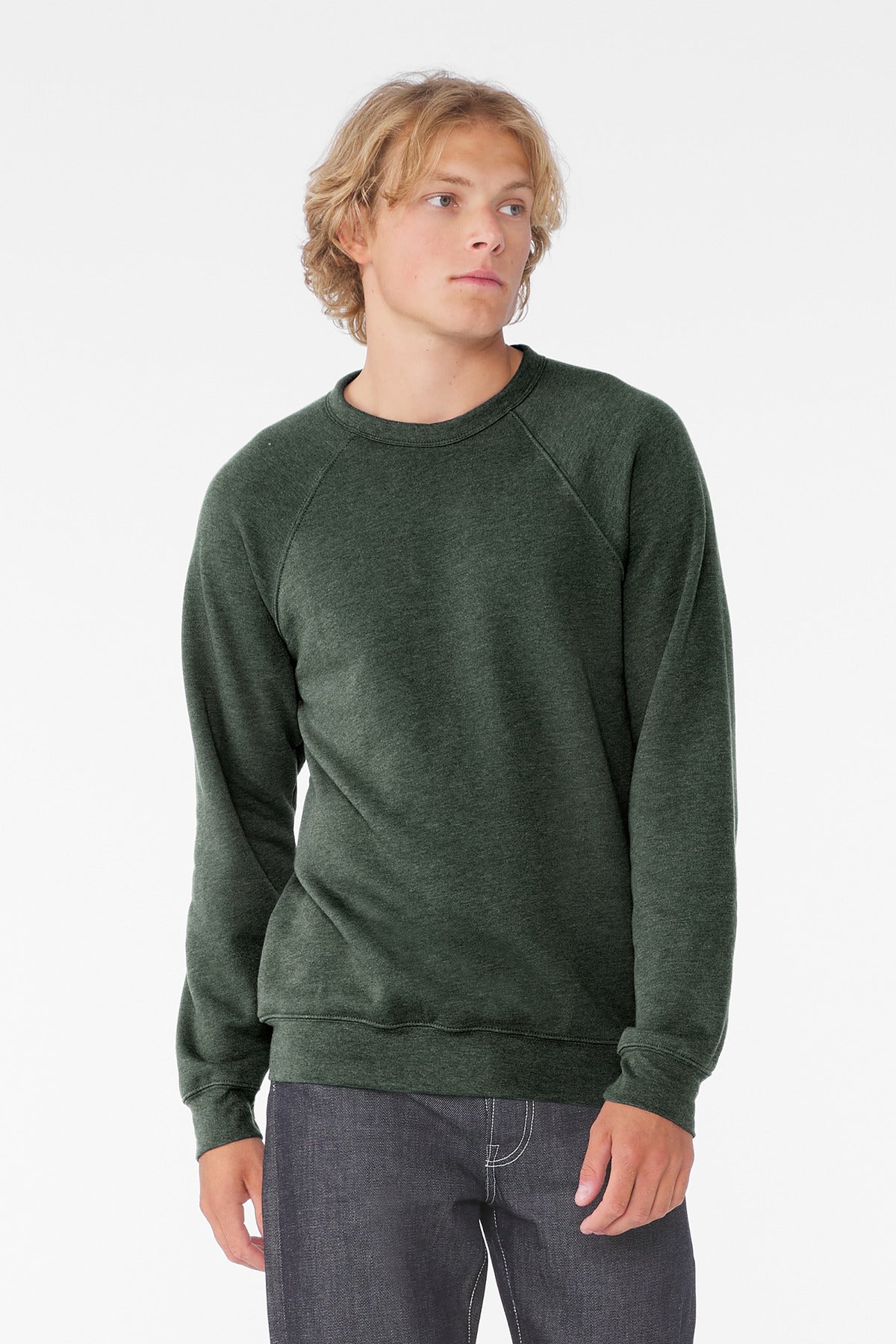 BELLA+CANVAS Â® Unisex Sponge Fleece Raglan Sweatshirt. BC3901